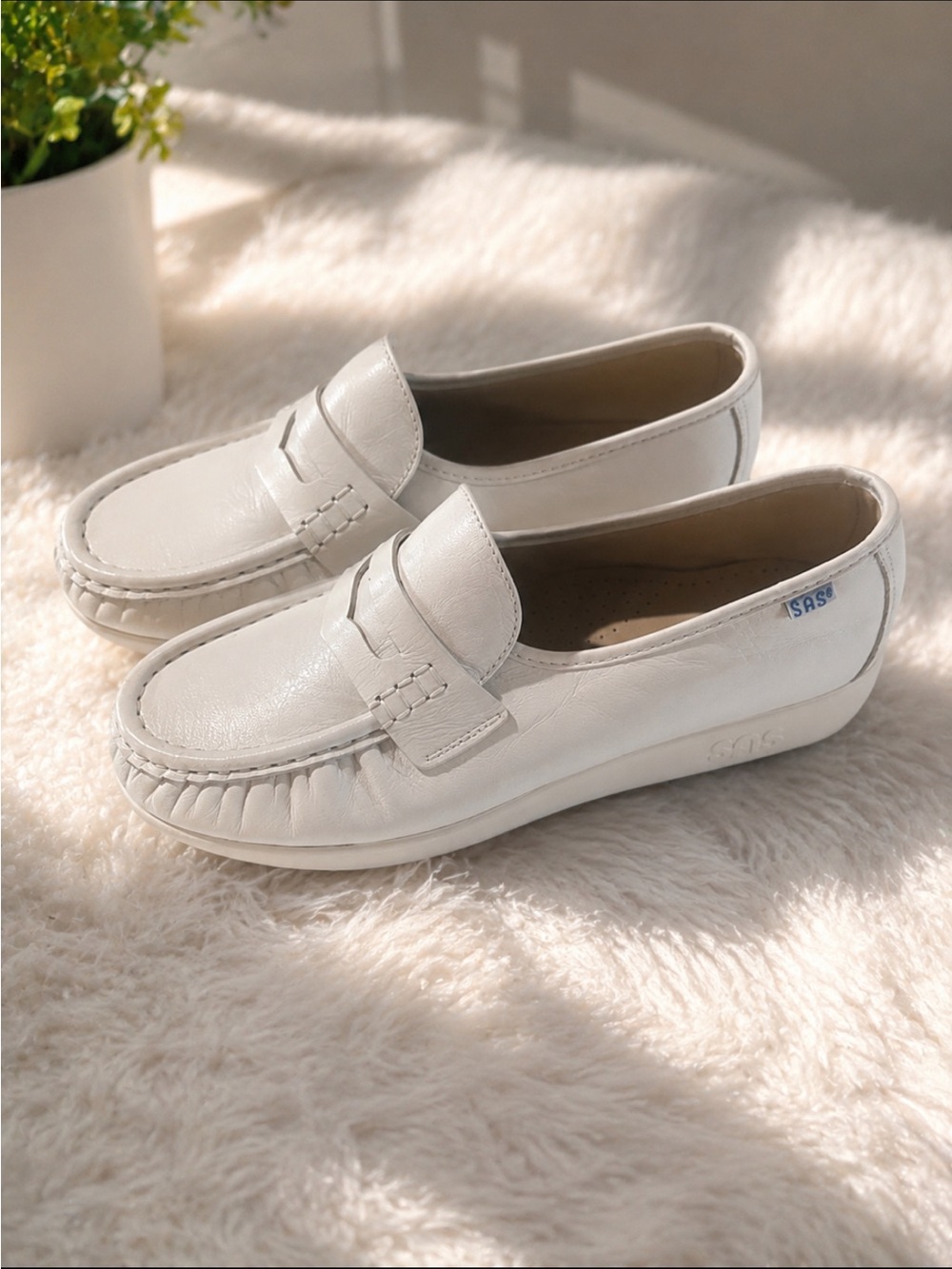 SAS Men's White Leather Penny Slip-On Loafers new no box